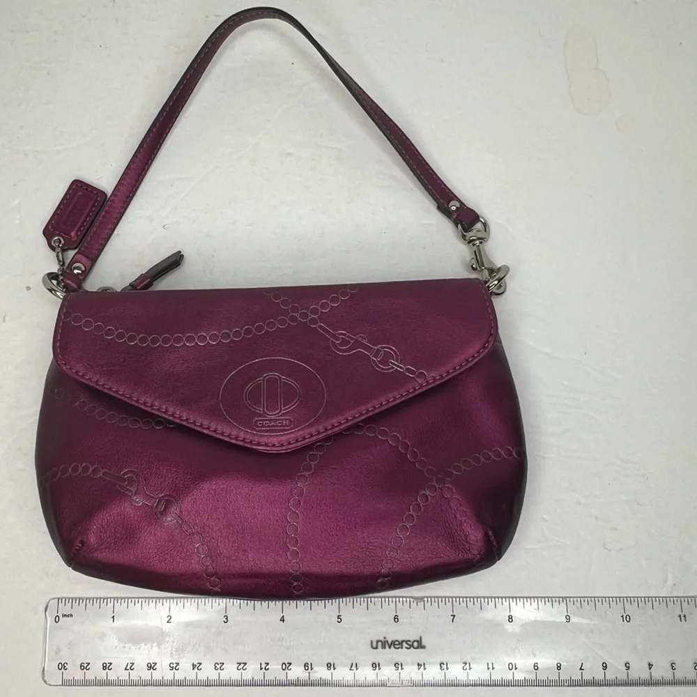 Coach Large Jewel leather Magenta Metallic Wristlet 44596 Clutch Bag